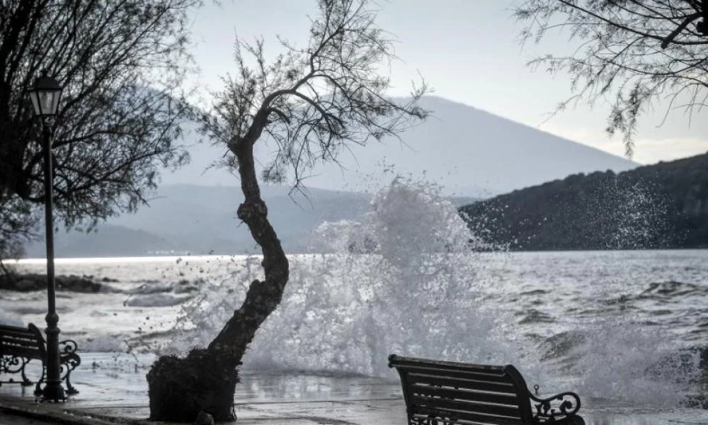 Αίθριος ο καιρός σήμερα με ισχυρούς ανέμους - Που θα βρέξει